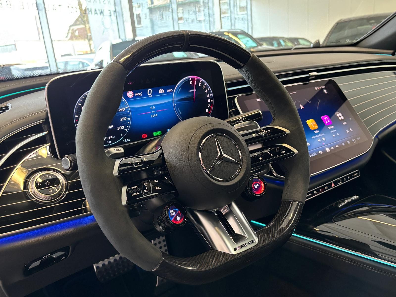 Fahrzeugabbildung Mercedes-Benz E 53 Hybrid 4M+ T PREMIUMPLUS+NAPPA+PANO+HUD