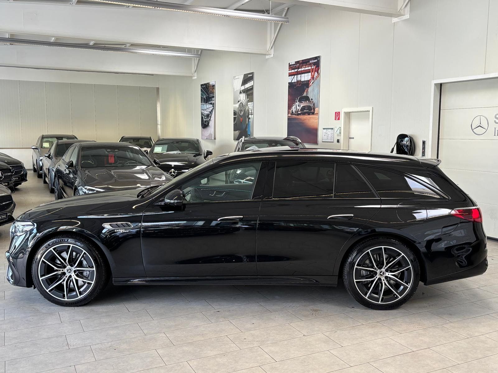 Fahrzeugabbildung Mercedes-Benz E 53 Hybrid 4M+ T PREMIUMPLUS+NAPPA+PANO+HUD