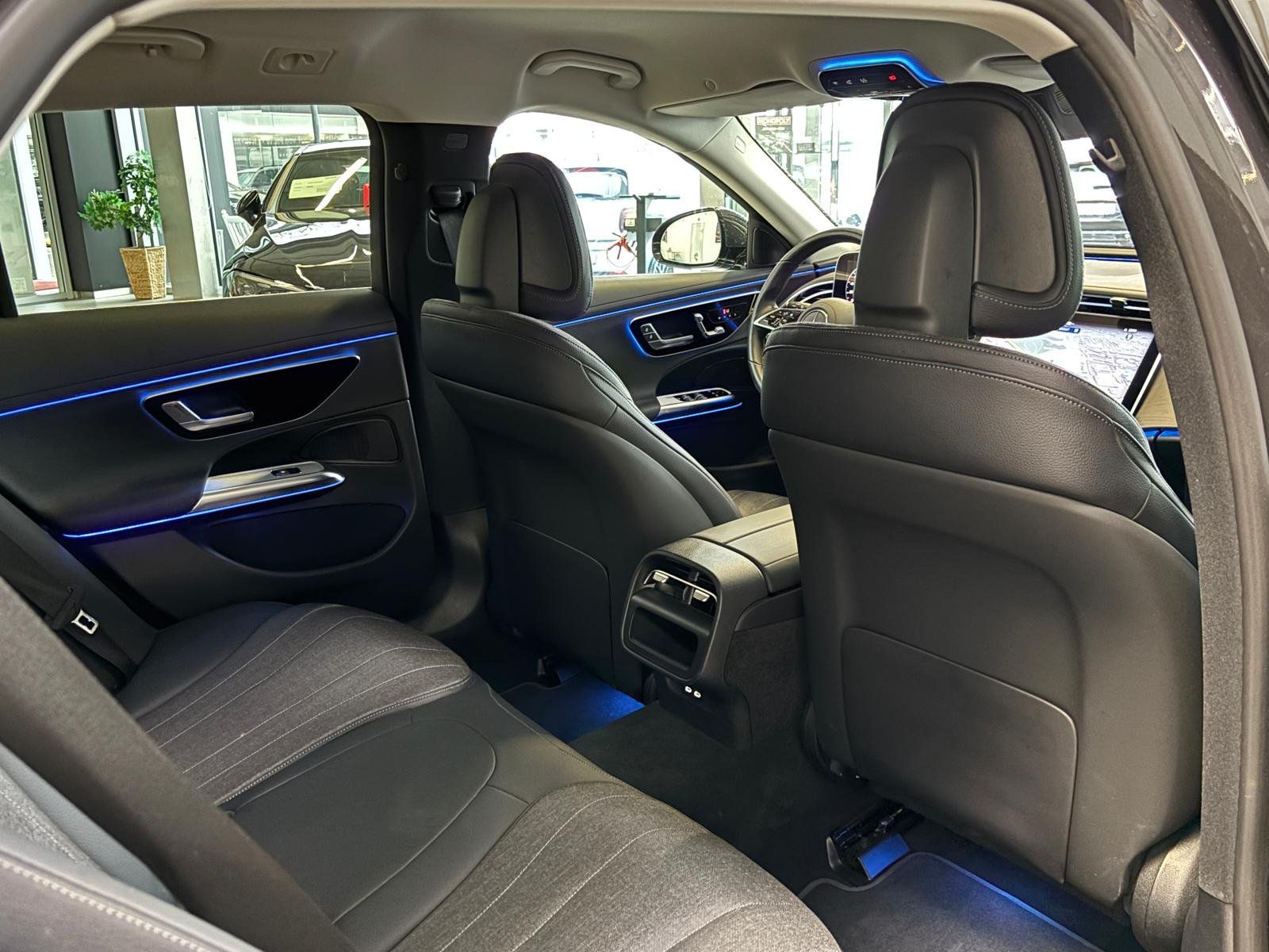 Fahrzeugabbildung Mercedes-Benz E 200 T Avantgarde DISTR+AHK+DIGITAL+MEMORY+360°