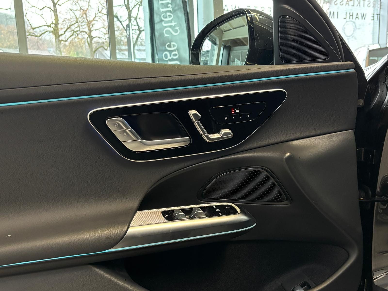Fahrzeugabbildung Mercedes-Benz E 200 T Avantgarde DISTR+AHK+DIGITAL+MEMORY+360°