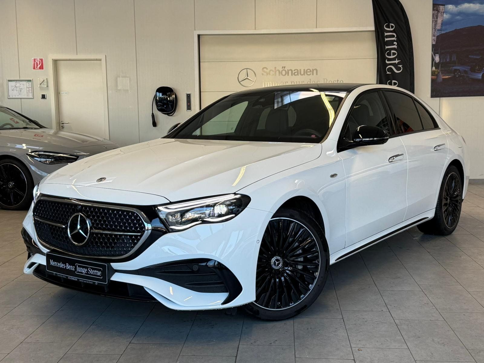 Mercedes-Benz E 300e AMG+AIRMATIC+DISTR+PANO+AHK+BURM4D+NIGHT