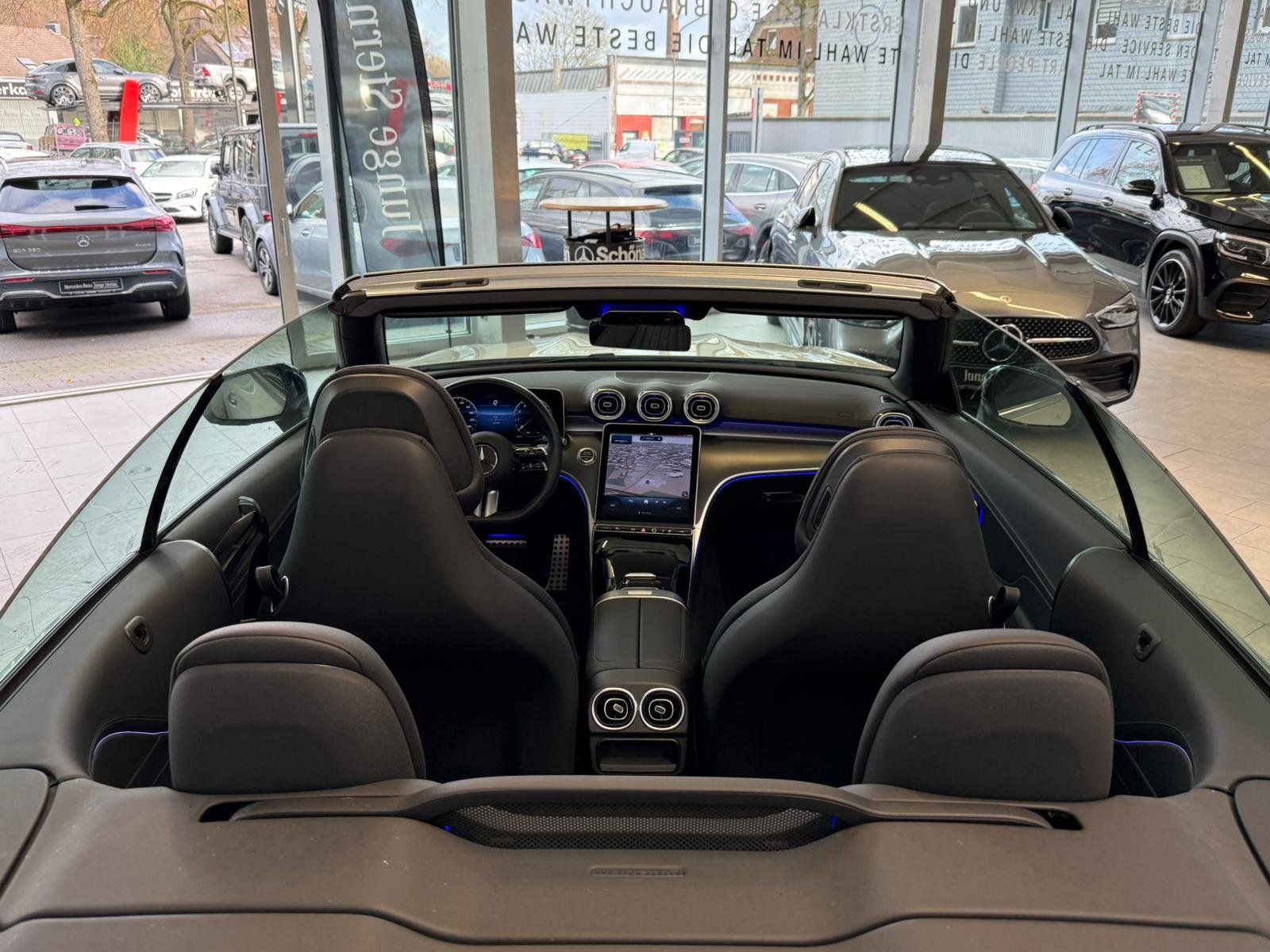 Fahrzeugabbildung Mercedes-Benz CLE 200 Cabrio AMG+NIGHT+MEMORY+DIGITAL+360+KEYL