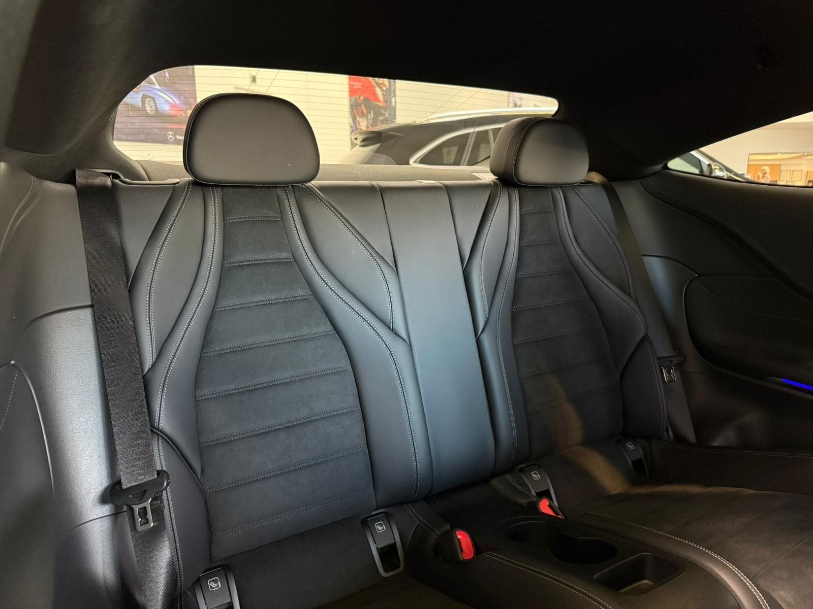 Fahrzeugabbildung Mercedes-Benz CLE 300 4M Coupé AMG+DISTR+HUD+PANO+BURM+NIGHT