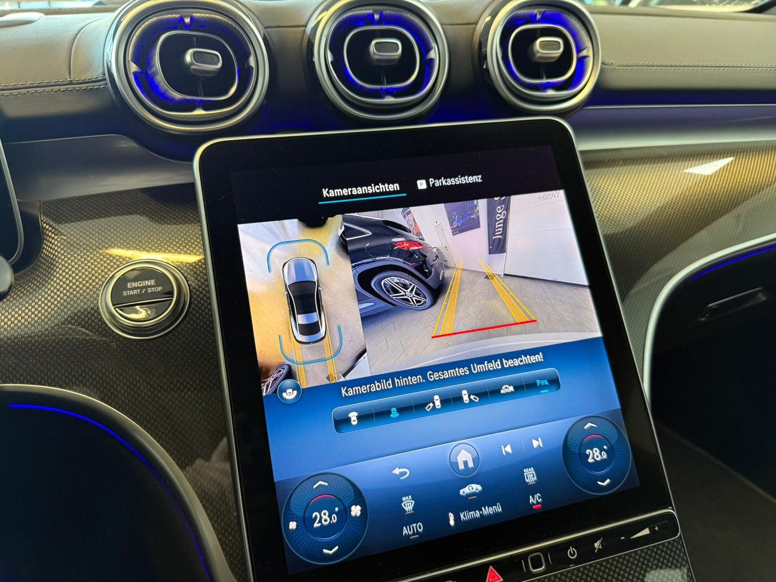 Fahrzeugabbildung Mercedes-Benz CLE 300 4M Coupé AMG+DISTR+HUD+PANO+BURM+NIGHT