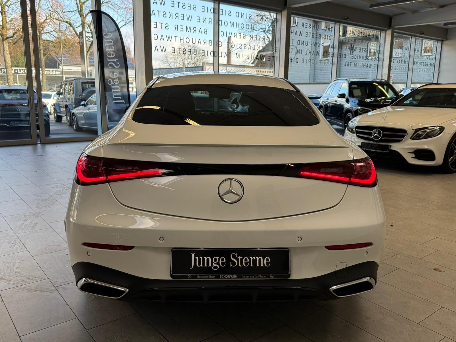 Fahrzeugabbildung Mercedes-Benz CLE 300 4M Coupé AMG+DISTR+HUD+PANO+BURM+NIGHT