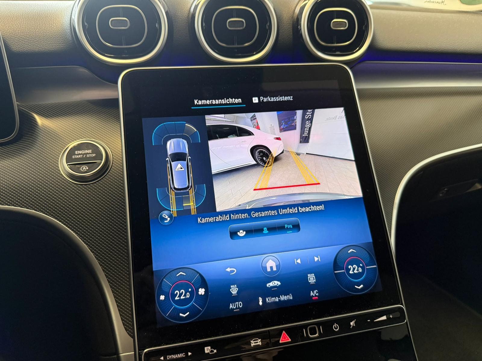 Fahrzeugabbildung Mercedes-Benz C 200d T Avantgarde DISTR+AHK+KAMERA+LED+CARPLAY