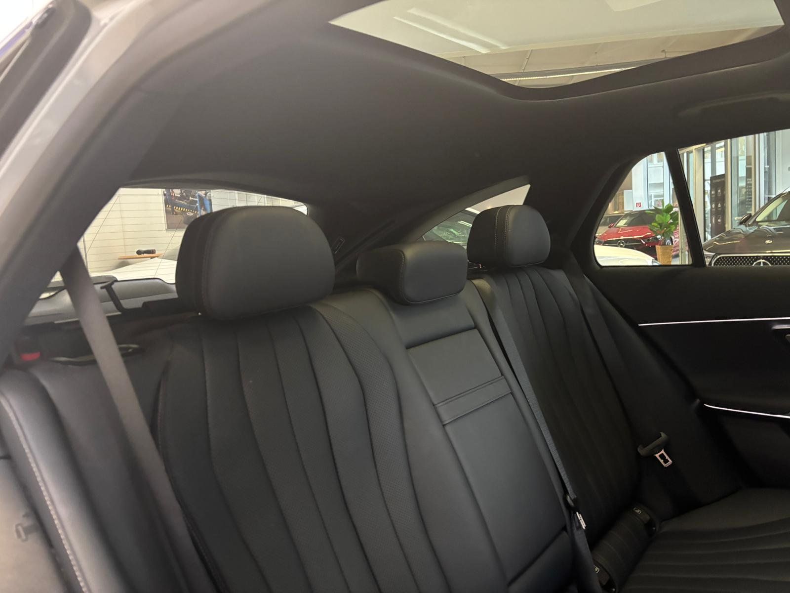 Fahrzeugabbildung Mercedes-Benz E 450d 4M T AMG+DISTR+HUD+PANO+AHK+BURM4D+NIGHT