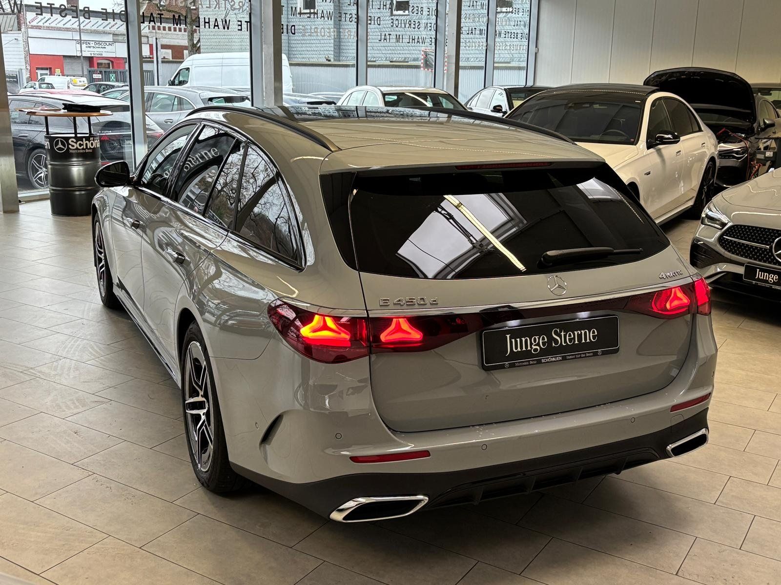 Fahrzeugabbildung Mercedes-Benz E 450d 4M T AMG+DISTR+HUD+PANO+AHK+BURM4D+NIGHT