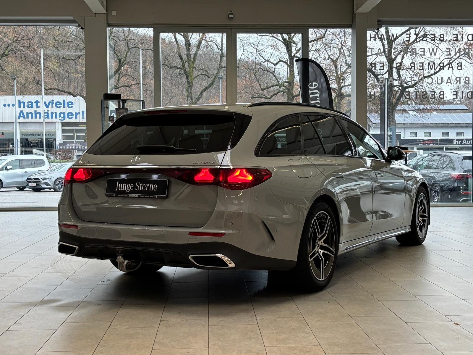 Fahrzeugabbildung Mercedes-Benz E 450d 4M T AMG+DISTR+HUD+PANO+AHK+BURM4D+NIGHT