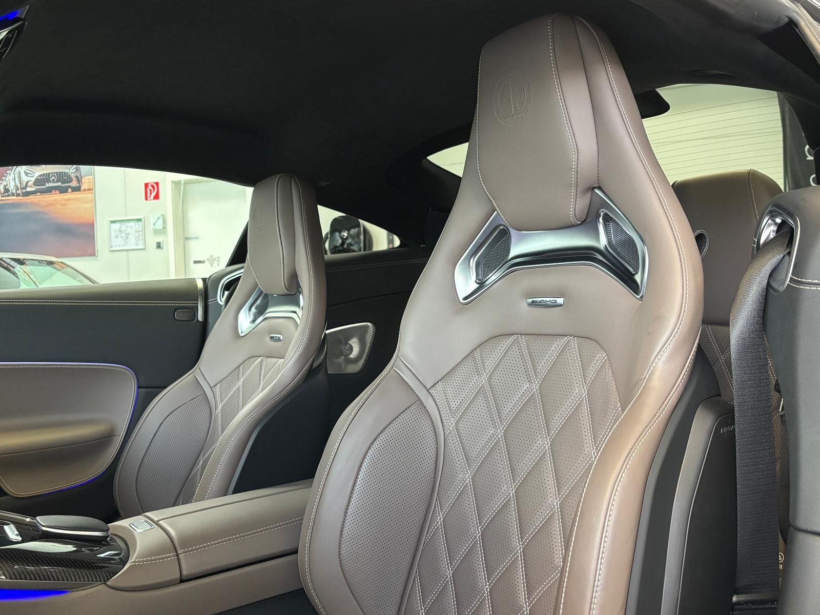 Fahrzeugabbildung Mercedes-Benz Mercedes-AMG GT 63 4M+ PERFO SITZ+BURM.HIGH+HUD