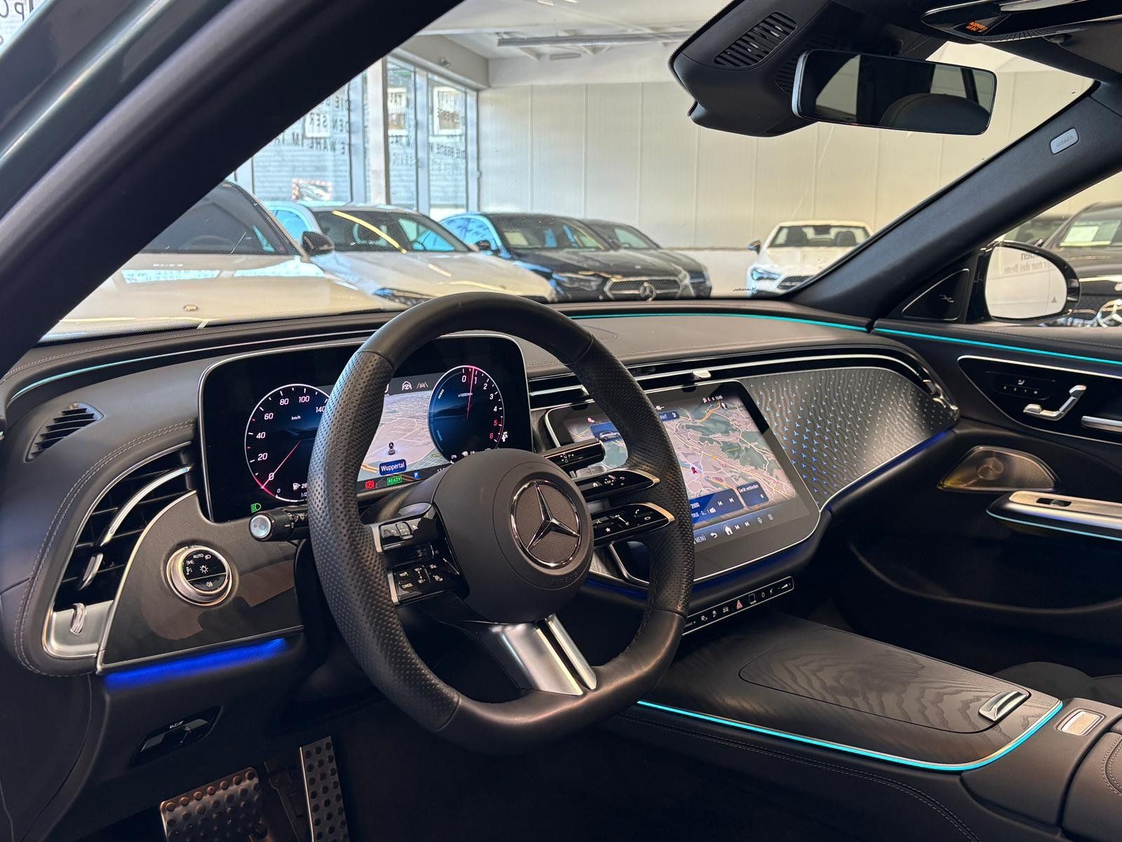 Fahrzeugabbildung Mercedes-Benz E 300de 4M T AMG PREMIUM+PANO+AHK+BURMESTER+DC