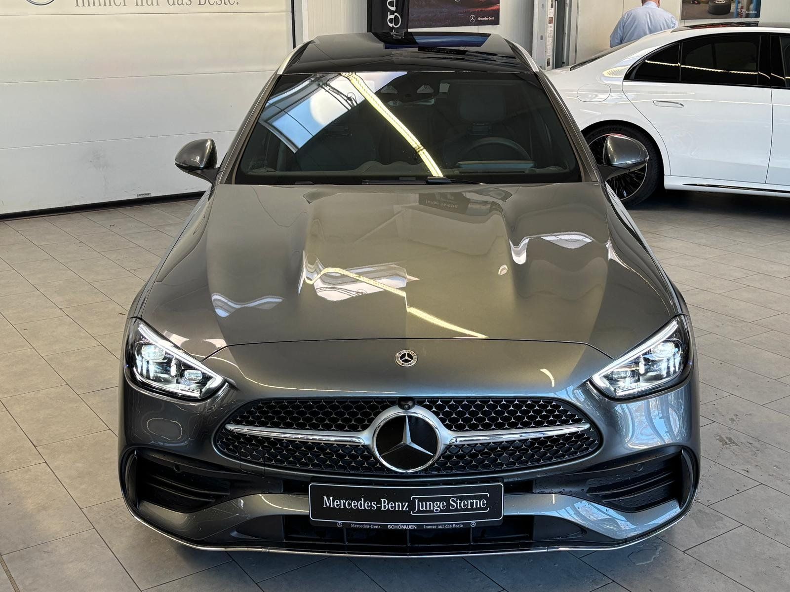 Fahrzeugabbildung Mercedes-Benz C 300d T AMG DISTR+PANO+HUD+BURM+MEMORY+DIGITAL