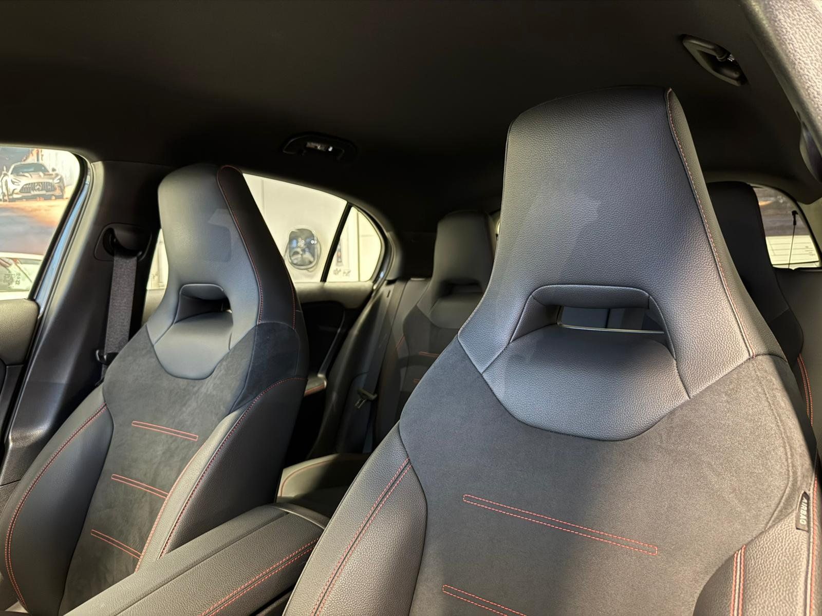 Fahrzeugabbildung Mercedes-Benz A 200 AMG+NIGHT+360°+CARPLAY+LED+TOTW+LENKRADHZ