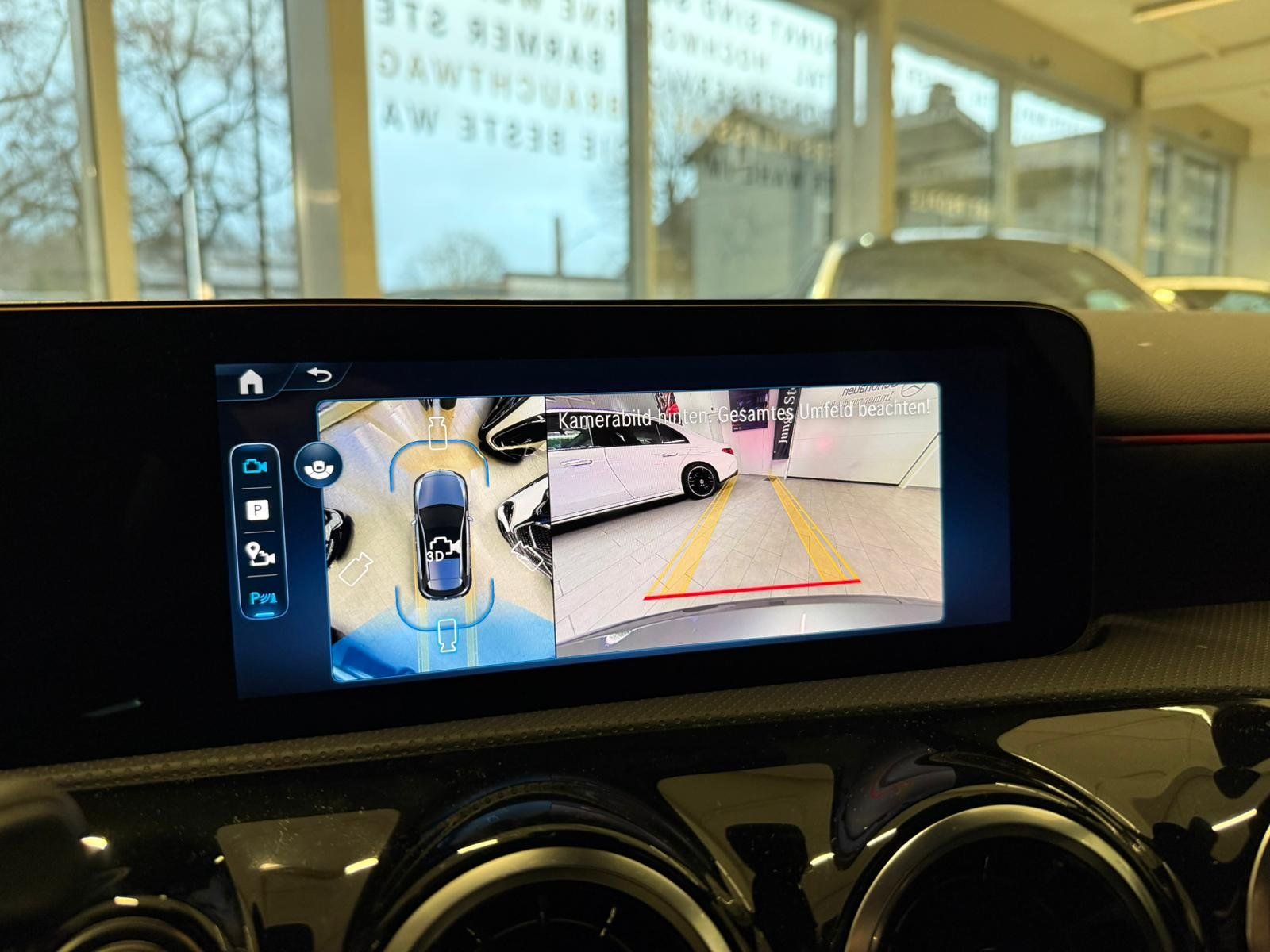 Fahrzeugabbildung Mercedes-Benz A 200 AMG+NIGHT+360°+CARPLAY+LED+TOTW+LENKRADHZ