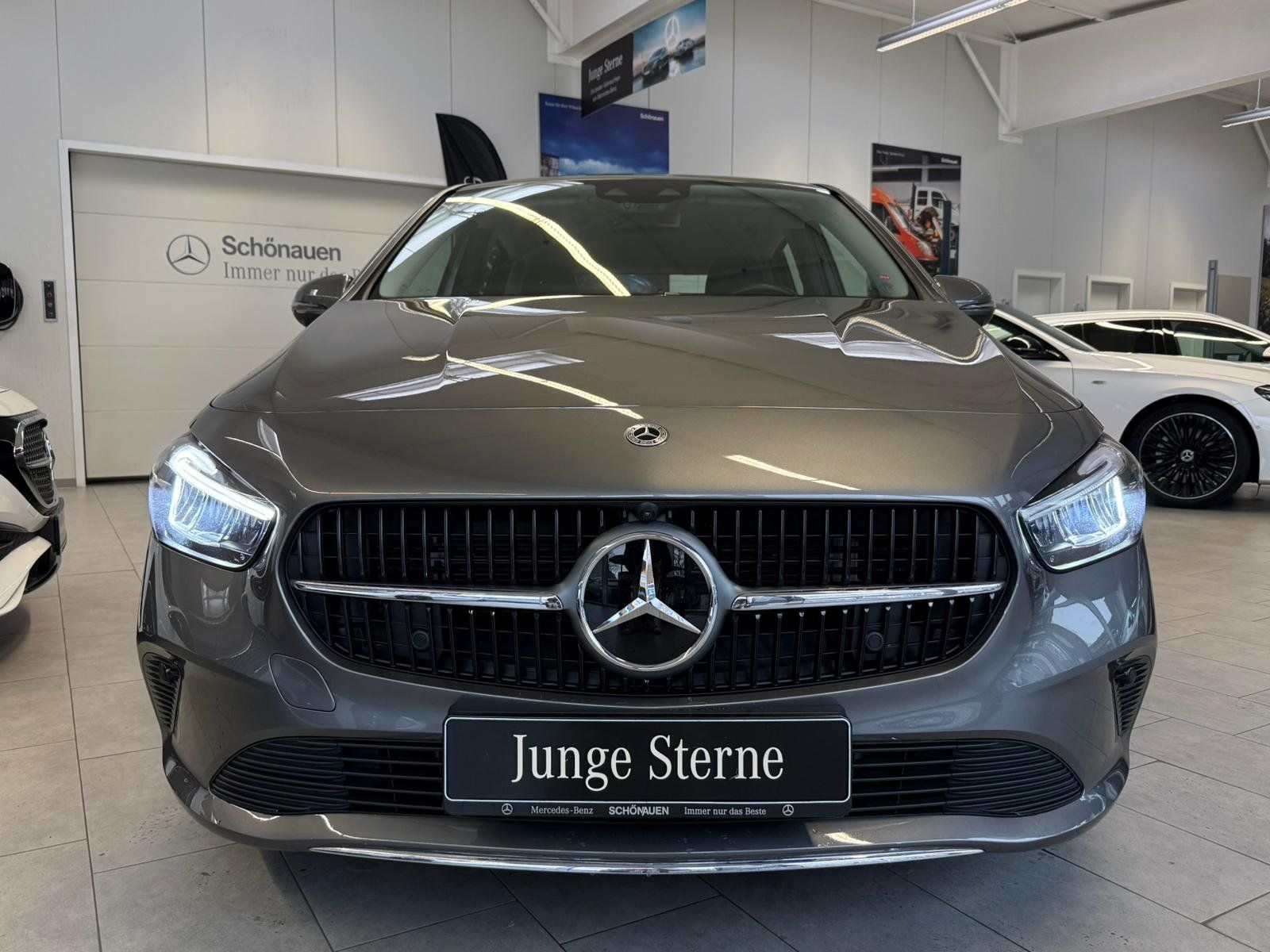 Fahrzeugabbildung Mercedes-Benz B 220 4M Progressive DISTR+MEMORY+360°+KEYLESS