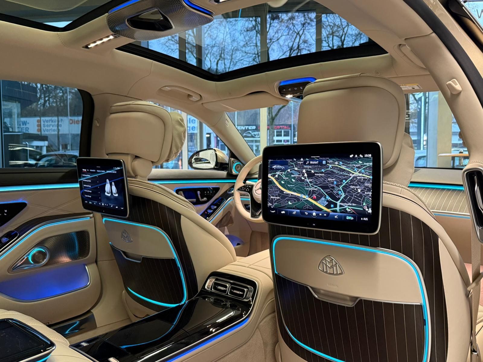 Fahrzeugabbildung Mercedes-Benz S 680 Maybach TWO TONE RED GOLD+4 SEAT+BURM. 4D