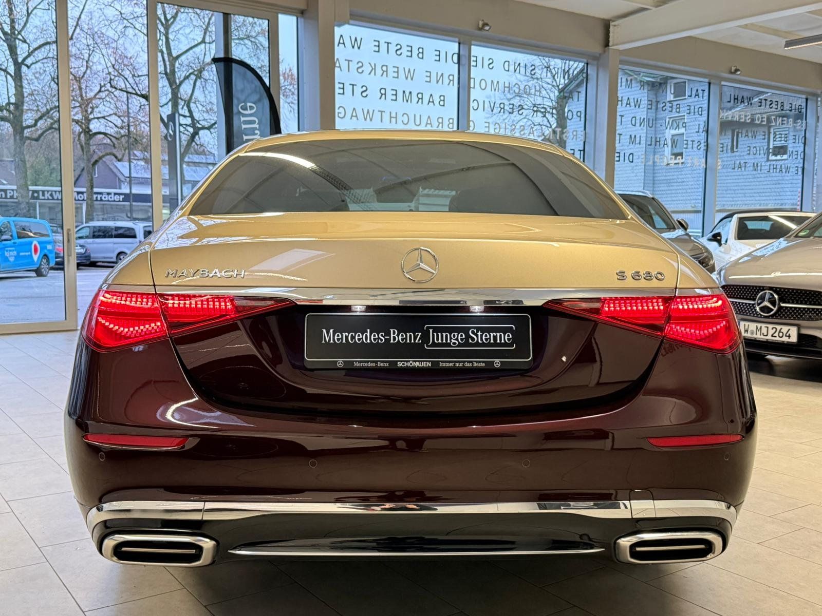Fahrzeugabbildung Mercedes-Benz S 680 Maybach TWO TONE RED GOLD+4 SEAT+BURM. 4D