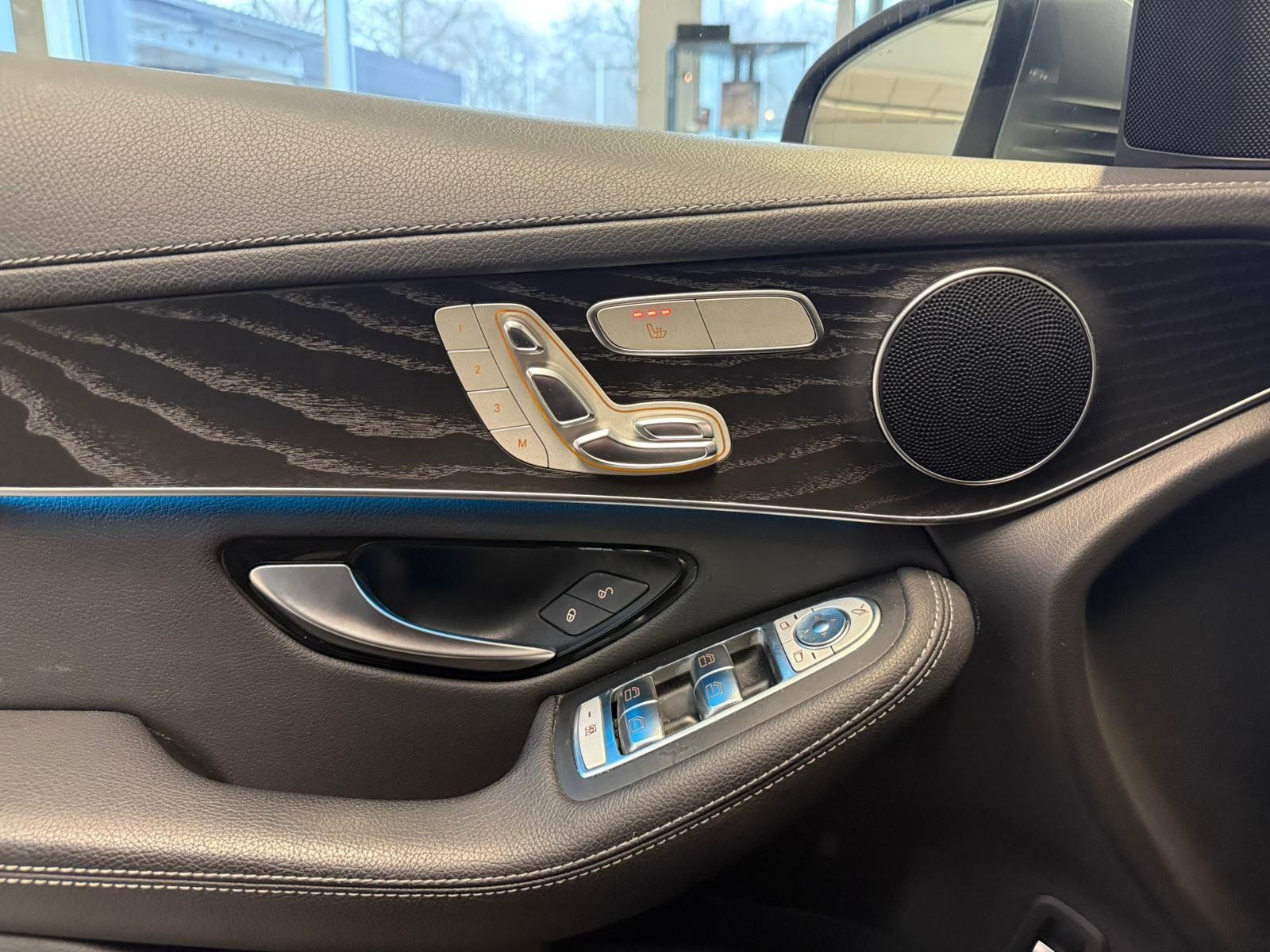 Fahrzeugabbildung Mercedes-Benz GLC 250 4M Exclusive MEMORY+360°+TOTW+LED+NAVI