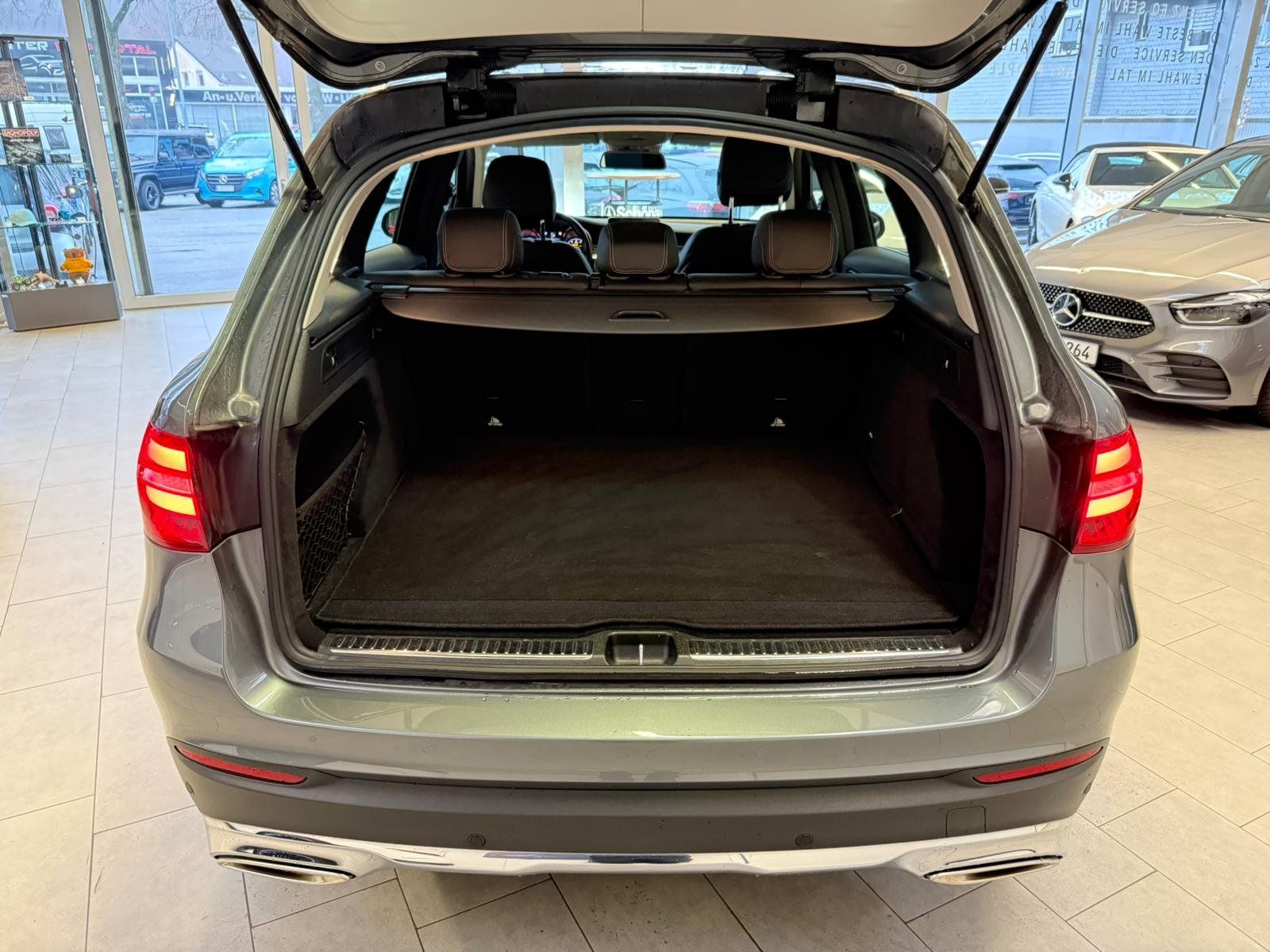 Fahrzeugabbildung Mercedes-Benz GLC 250 4M Exclusive MEMORY+360°+TOTW+LED+NAVI