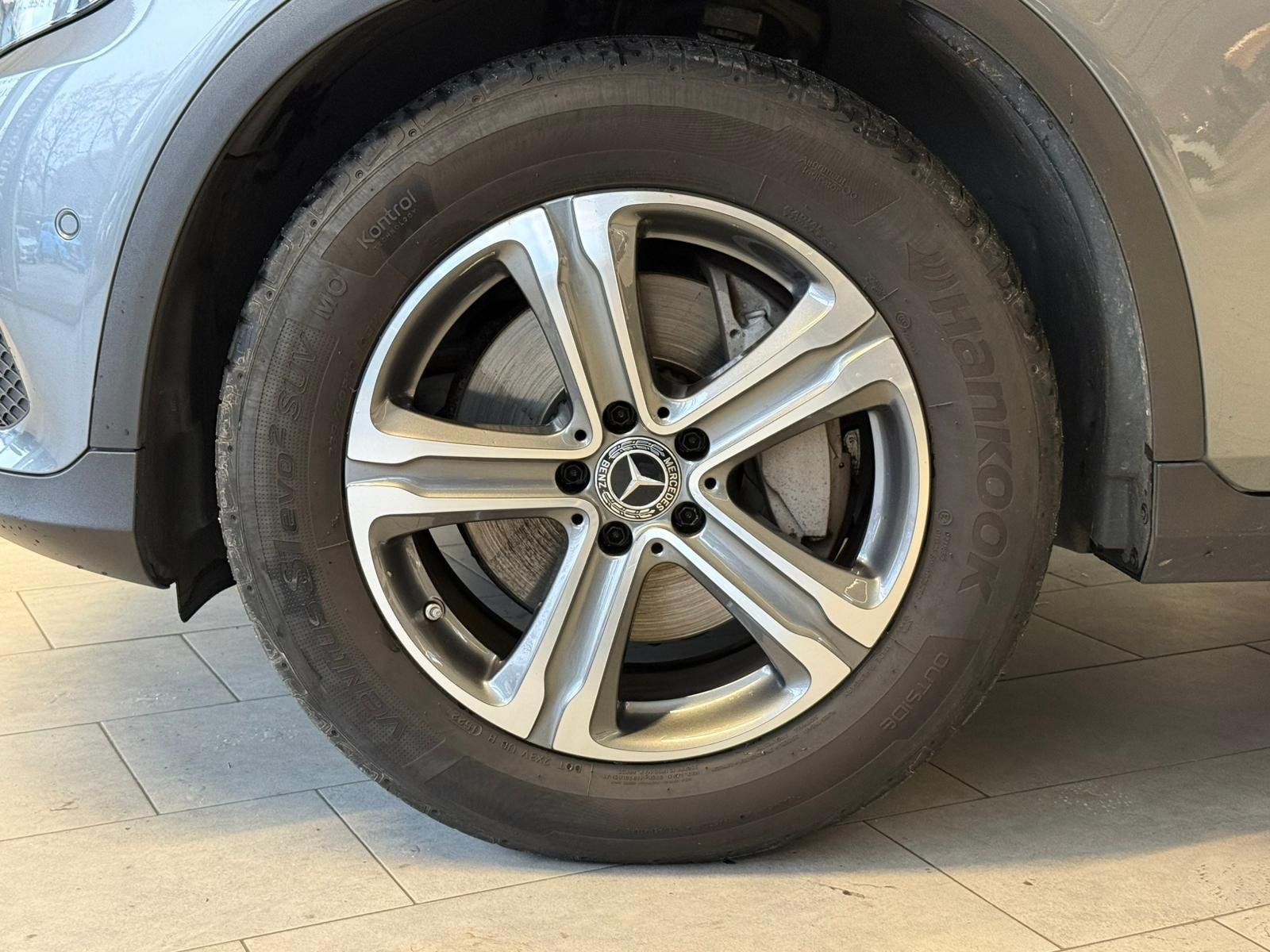 Fahrzeugabbildung Mercedes-Benz GLC 250 4M Exclusive MEMORY+360°+TOTW+LED+NAVI