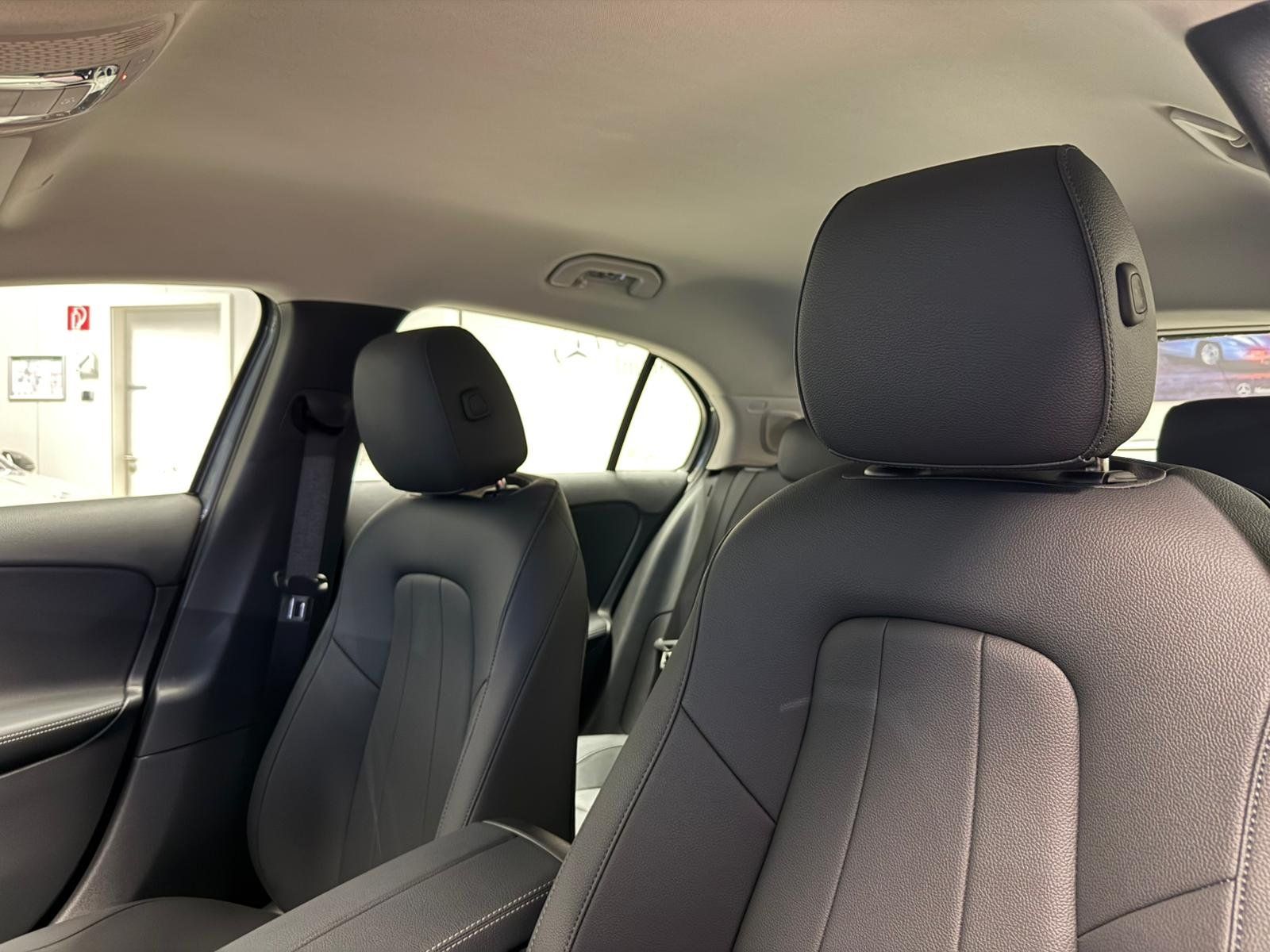 Fahrzeugabbildung Mercedes-Benz A 200 Progressive BURMES+MBEAM+360°+MEMORY+TOTW.