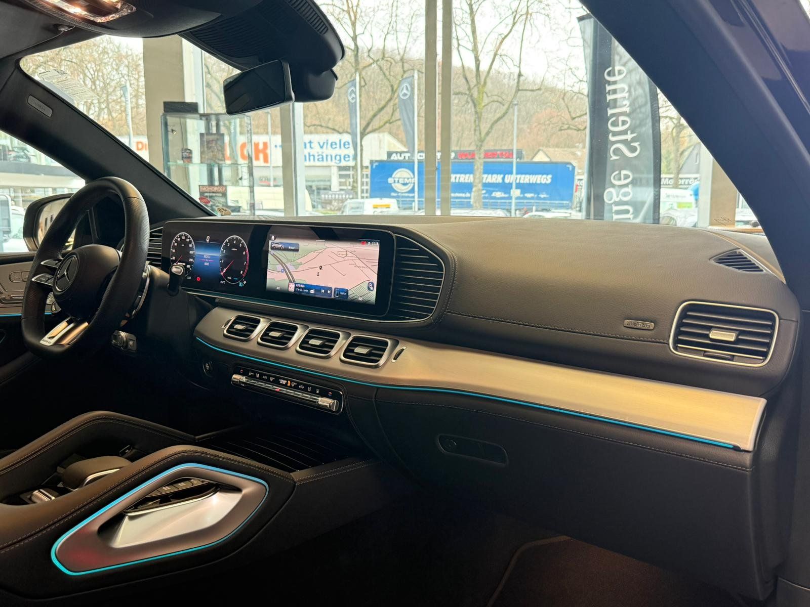 Fahrzeugabbildung Mercedes-Benz GLE 53 4M+ Coupé PANO+HUD+STDHZ+BURMES+AHK+MBEAM