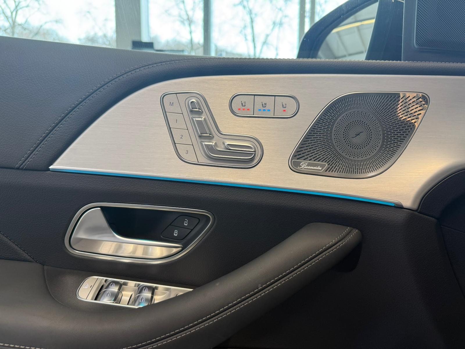 Fahrzeugabbildung Mercedes-Benz GLE 53 4M+ Coupé PANO+HUD+STDHZ+BURMES+AHK+MBEAM