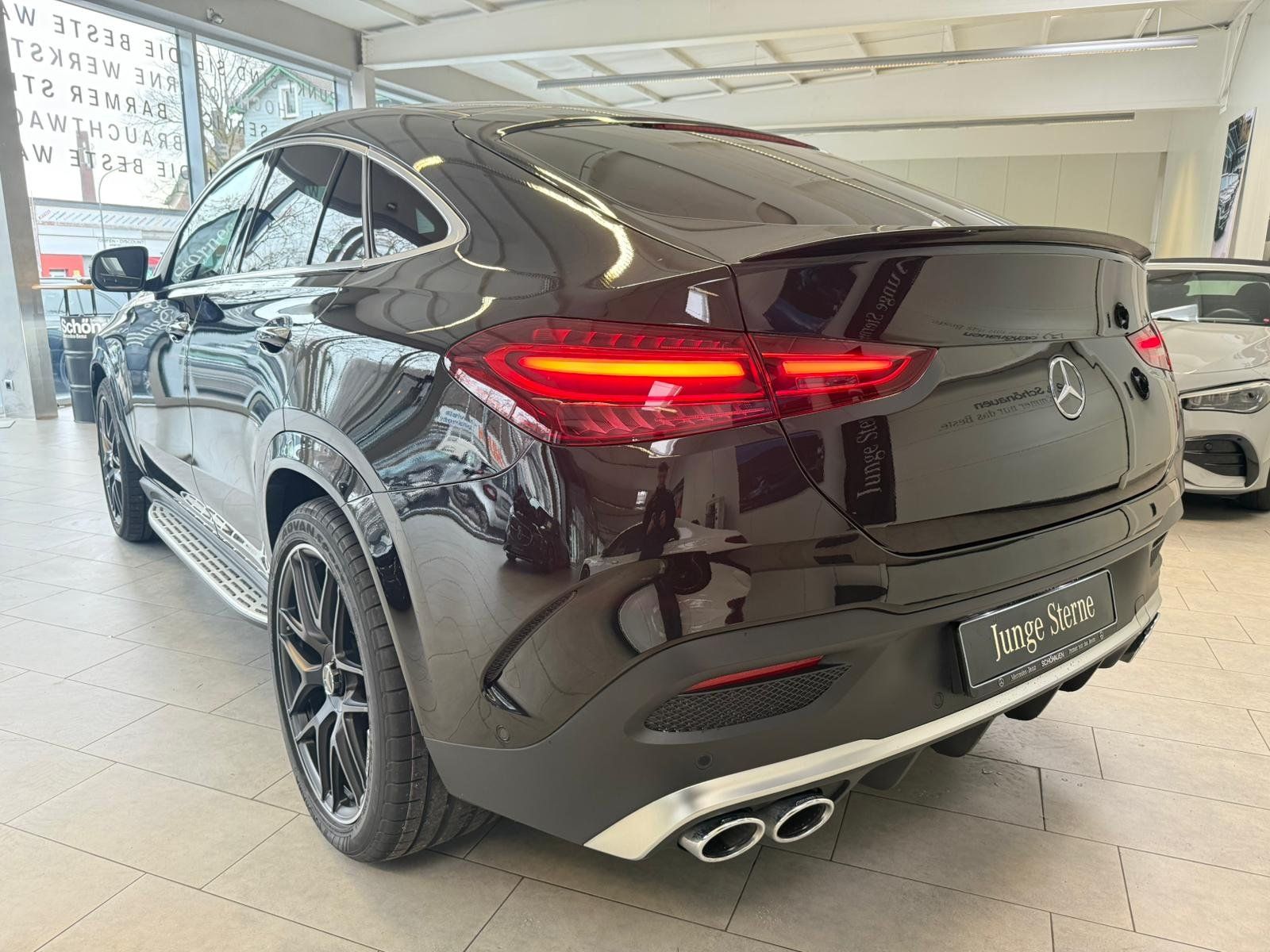 Fahrzeugabbildung Mercedes-Benz GLE 53 4M+ Coupé PANO+HUD+STDHZ+BURMES+AHK+MBEAM