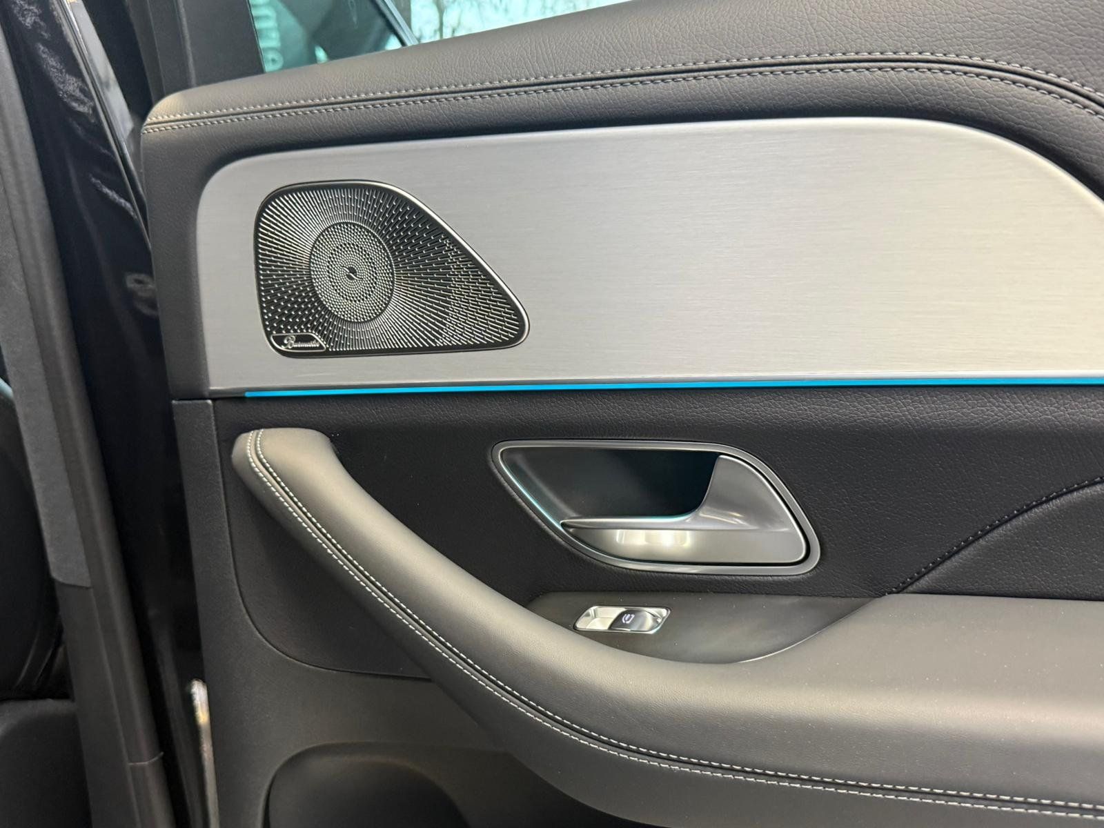 Fahrzeugabbildung Mercedes-Benz GLE 53 4M+ Coupé PANO+HUD+STDHZ+BURMES+AHK+MBEAM