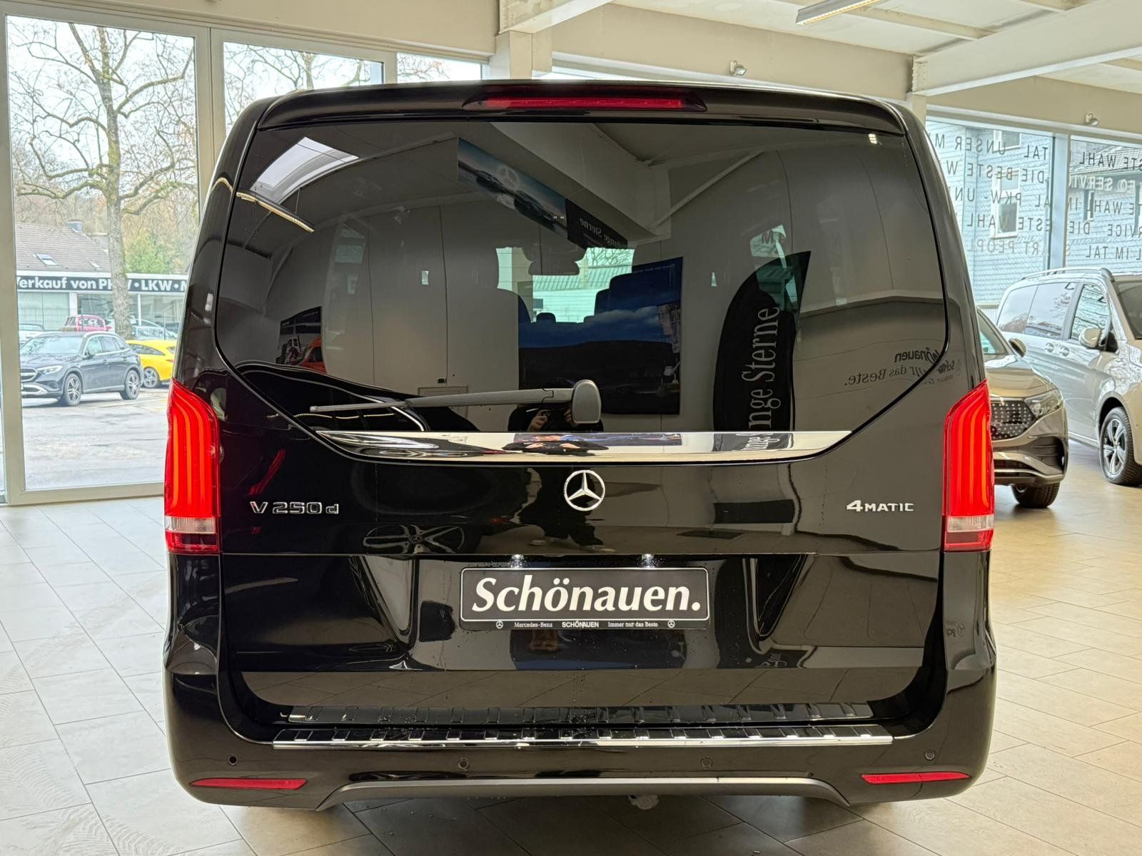 Fahrzeugabbildung Mercedes-Benz V 250 d 4M EDITION Lang AMG+DISTR+PANO+STDHZ+AHK