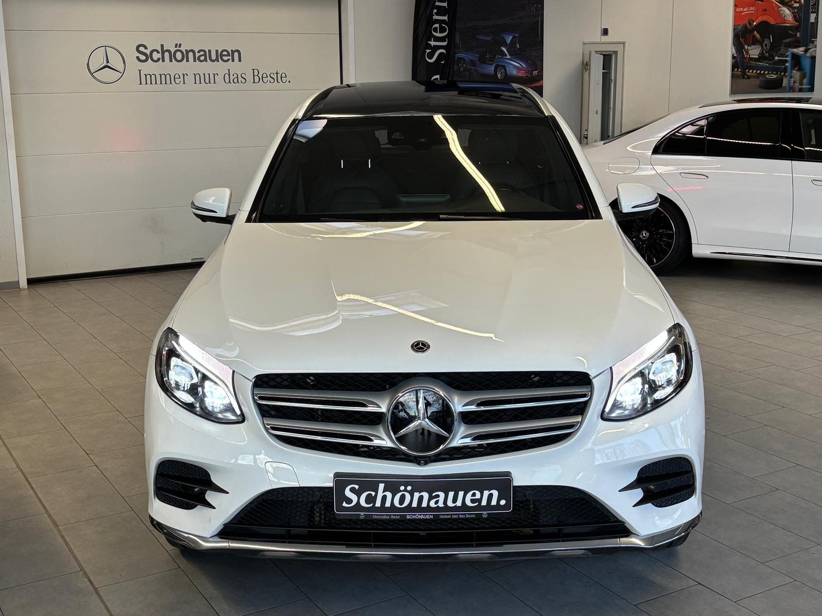 Fahrzeugabbildung Mercedes-Benz GLC 350 d 4M AMG DISTR+PANO+BURM+AHK+COMAND+360°