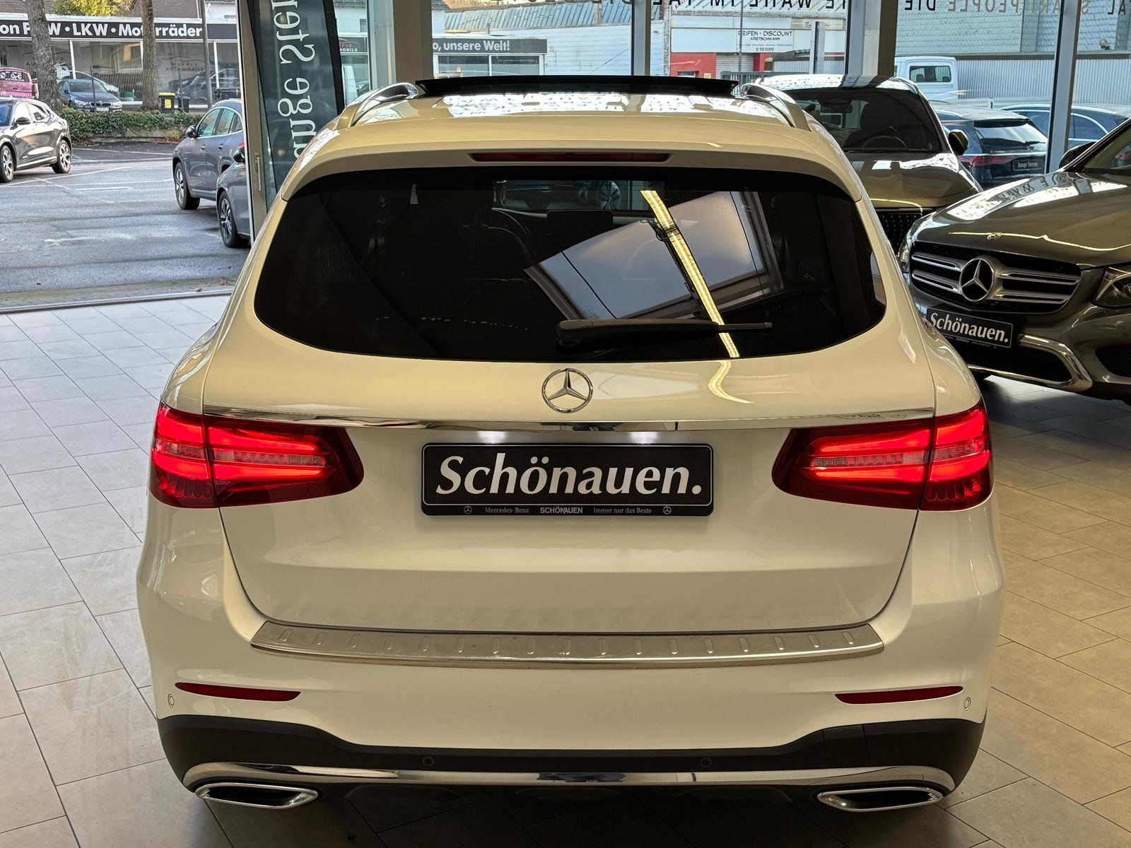 Fahrzeugabbildung Mercedes-Benz GLC 350 d 4M AMG DISTR+PANO+BURM+AHK+COMAND+360°