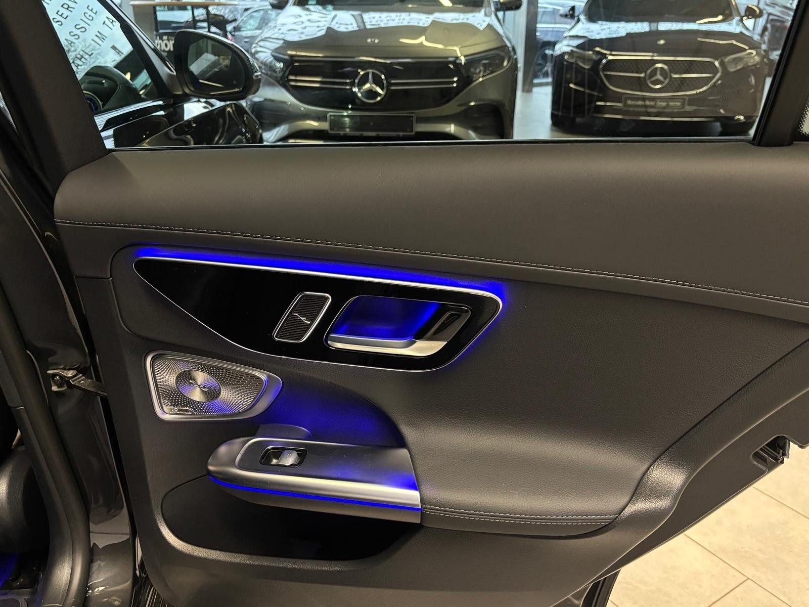 Fahrzeugabbildung Mercedes-Benz C 200 T AMG+DISTR+BURM+AHK+MEMORY+NIGHT+360°+EDW