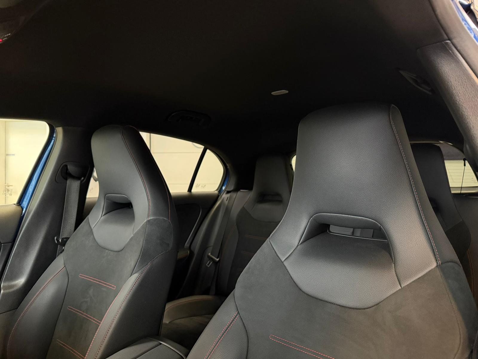 Fahrzeugabbildung Mercedes-Benz A 250e AMG+DISTR+MBEAM+AHK+MEMORY+KEYLESS+KAMERA