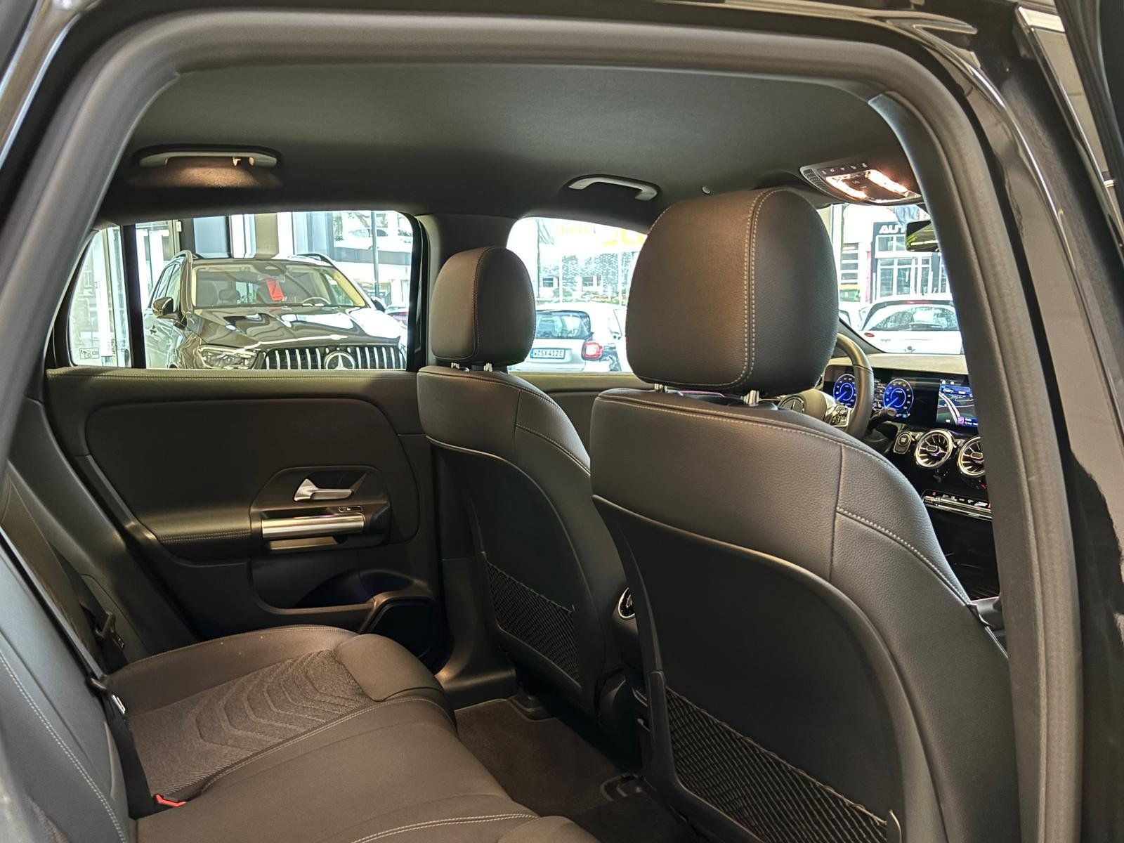 Fahrzeugabbildung Mercedes-Benz EQA 250+ Progressive DISTR+KAMERA+CARPLAY+TOTW.