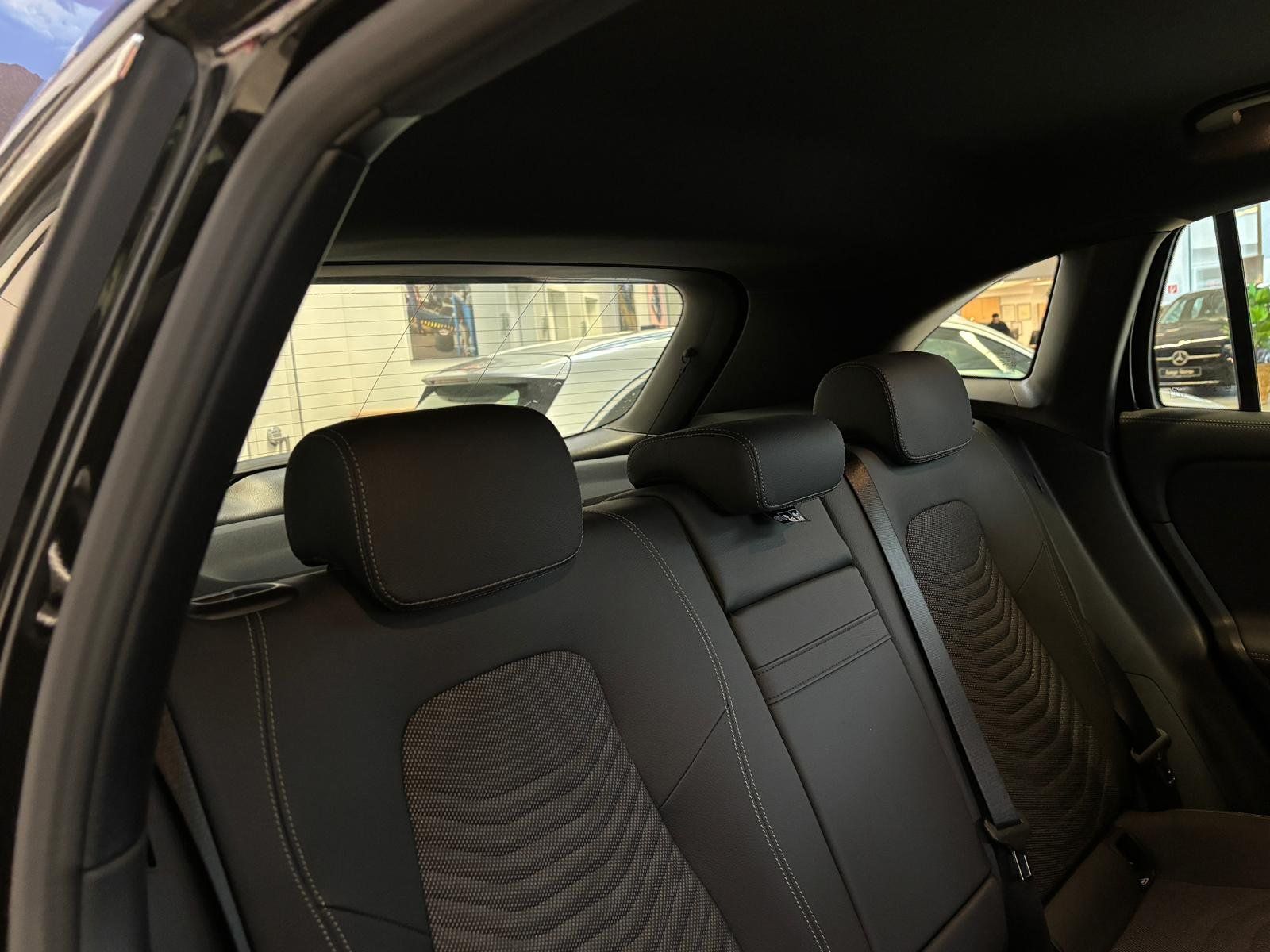 Fahrzeugabbildung Mercedes-Benz EQA 250+ Progressive DISTR+KAMERA+CARPLAY+TOTW.