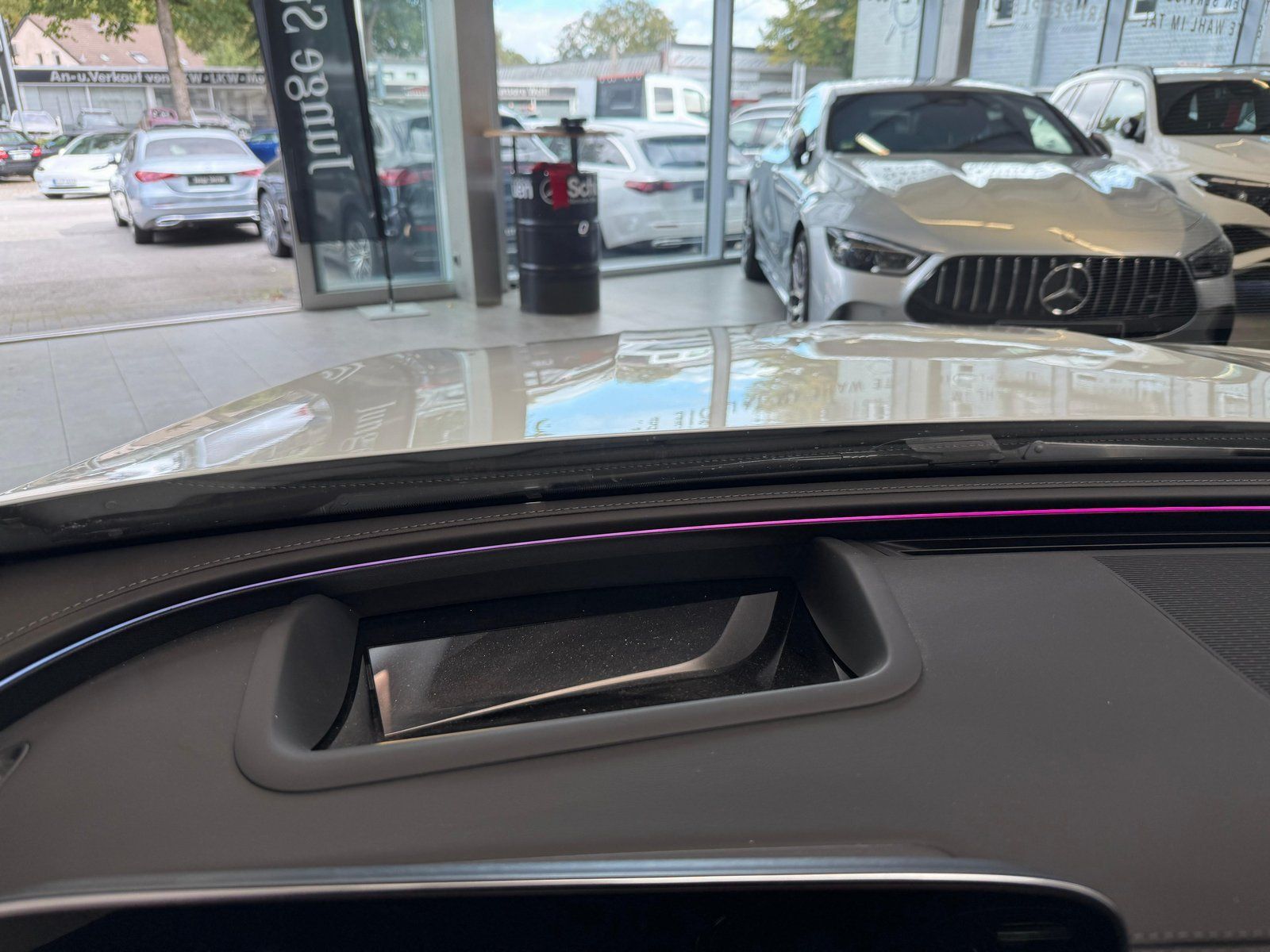 Fahrzeugabbildung Mercedes-Benz E 300 de 4M All-Terrain BURMEST+HUD+AIR+AHK+PANO