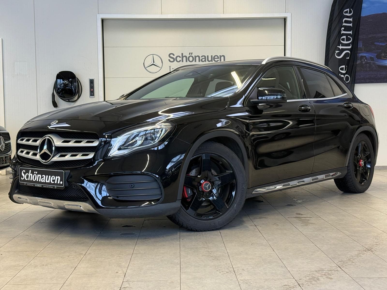 Fahrzeugabbildung Mercedes-Benz GLA 180 AMG+HARMAN+AHK+AMBIENTE+LED+NAVI+KLIMA