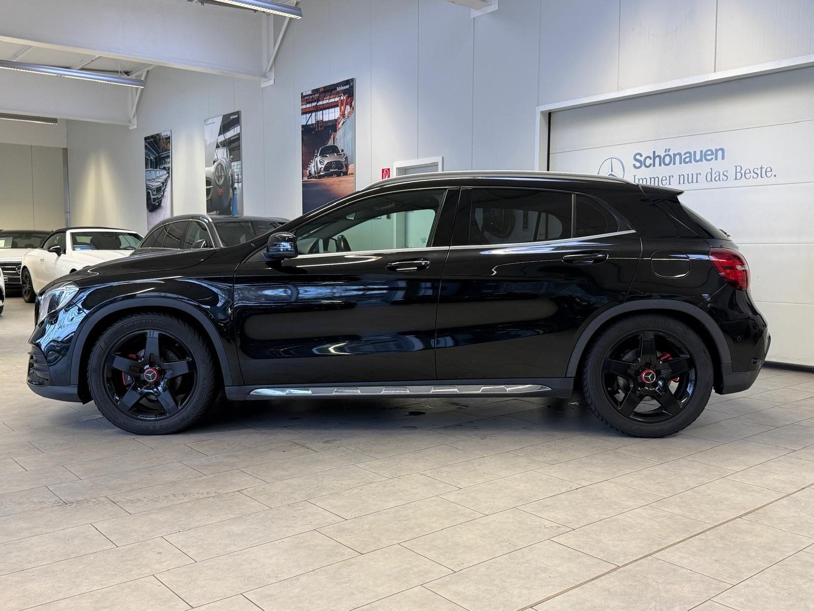 Fahrzeugabbildung Mercedes-Benz GLA 180 AMG+HARMAN+AHK+AMBIENTE+LED+NAVI+KLIMA