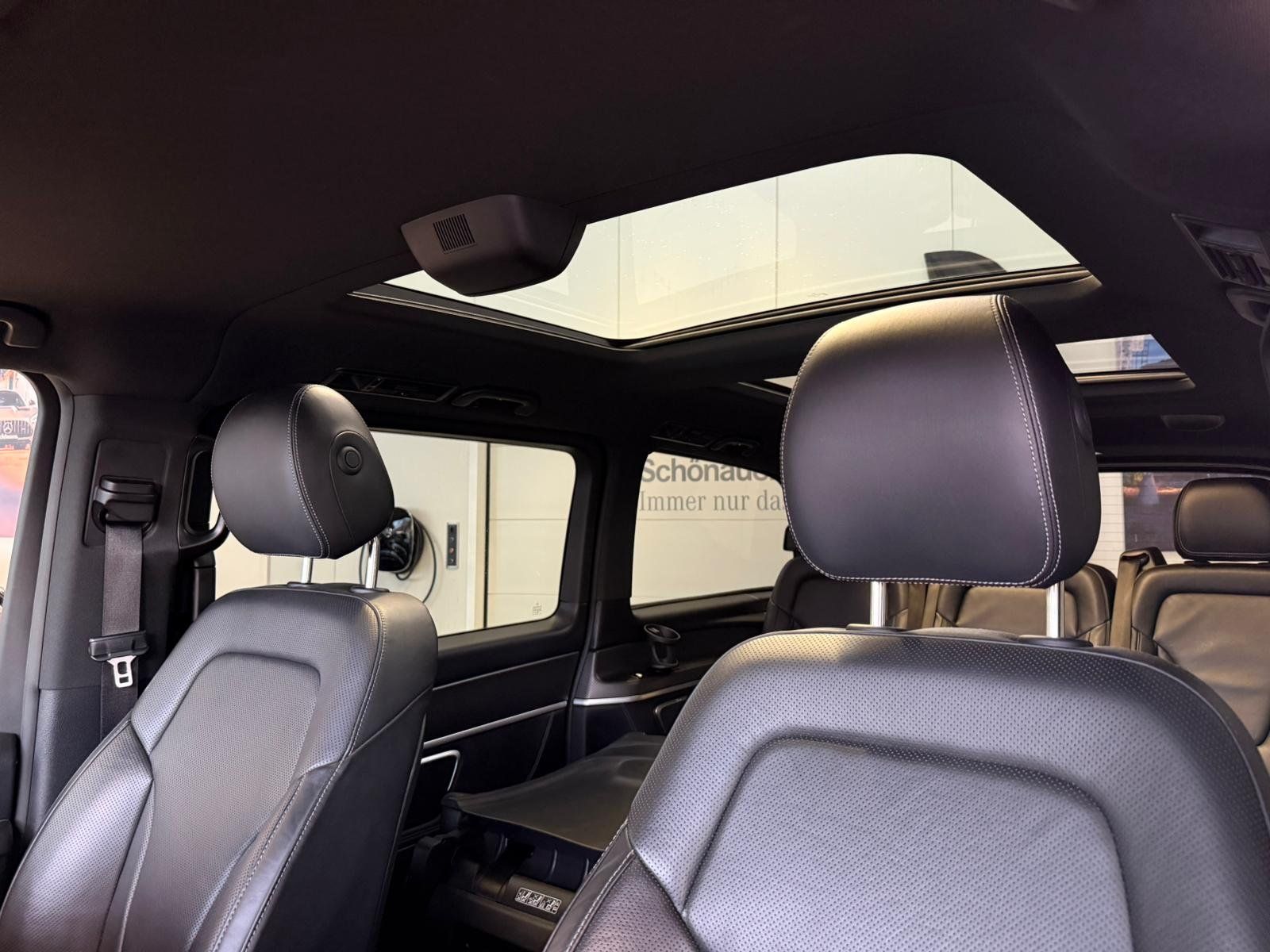 Fahrzeugabbildung Mercedes-Benz V 300d 4M Lang AMG+NAPPA+AIRMATIC+STDHZ+PANO+AHK