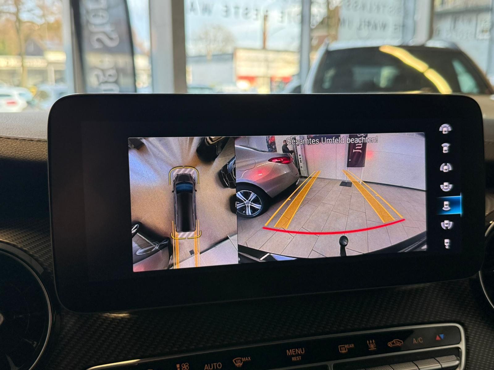 Fahrzeugabbildung Mercedes-Benz V 300d 4M Lang AMG+NAPPA+AIRMATIC+STDHZ+PANO+AHK