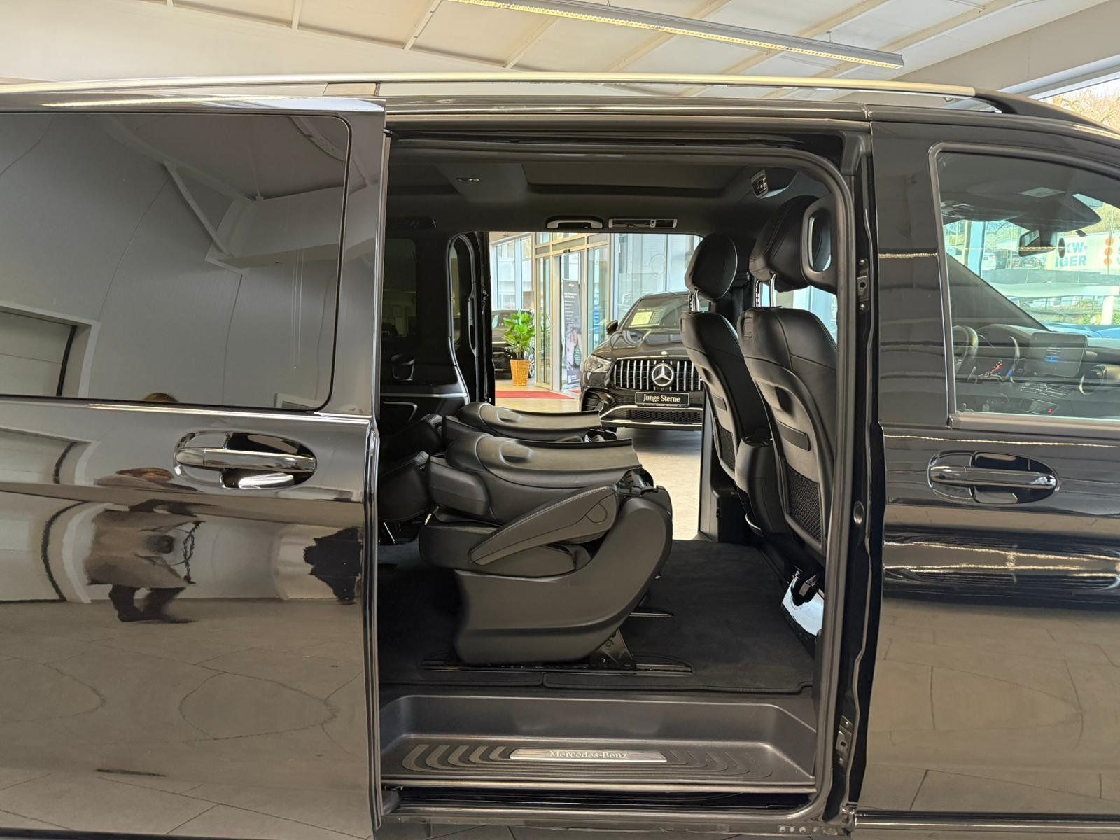 Fahrzeugabbildung Mercedes-Benz V 300d 4M Lang AMG+NAPPA+AIRMATIC+STDHZ+PANO+AHK