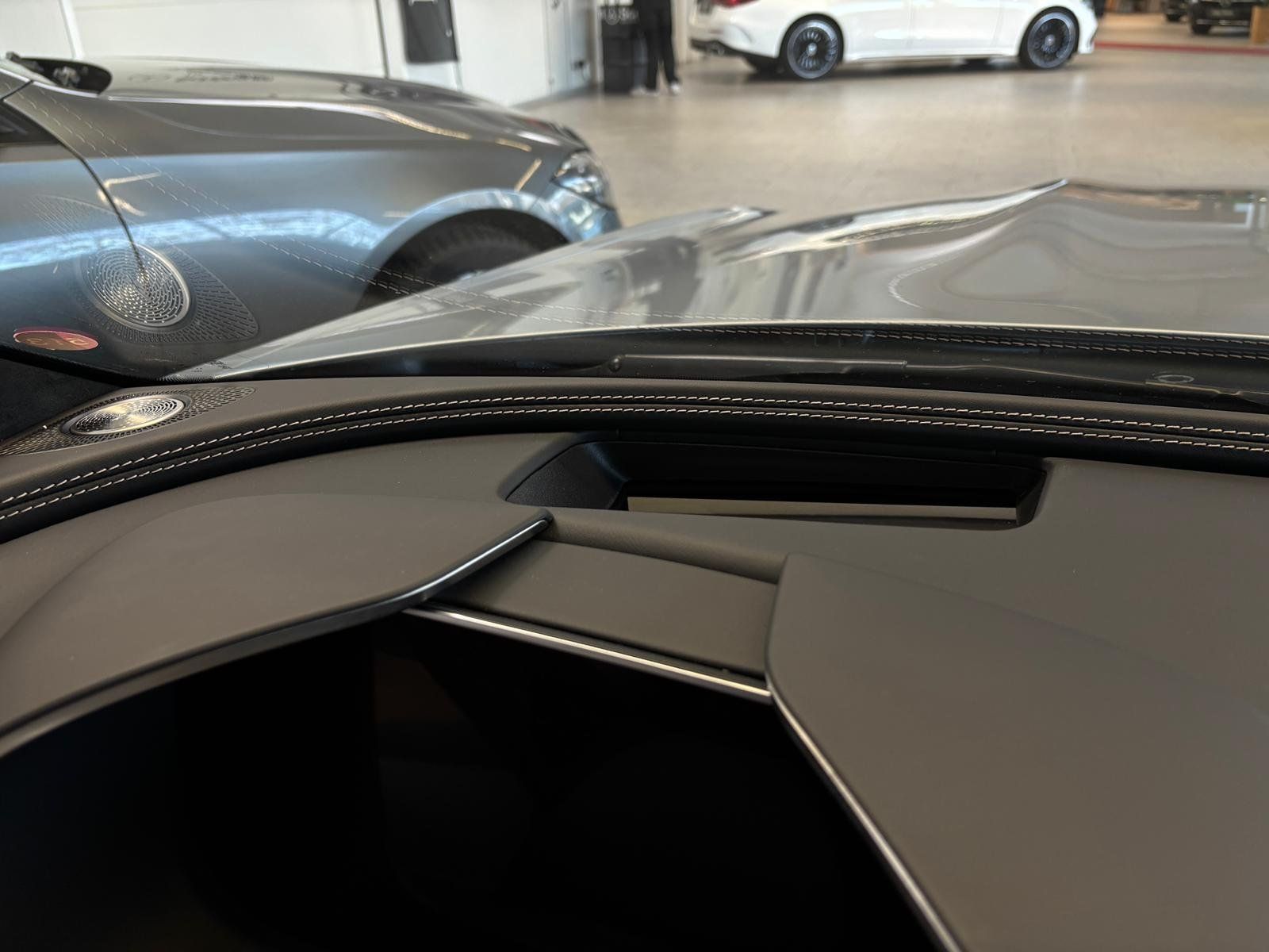 Fahrzeugabbildung Mercedes-Benz GT 63 4M+ DISTR+HUD+CARBON+NIGHT II+BURM+DIGITAL