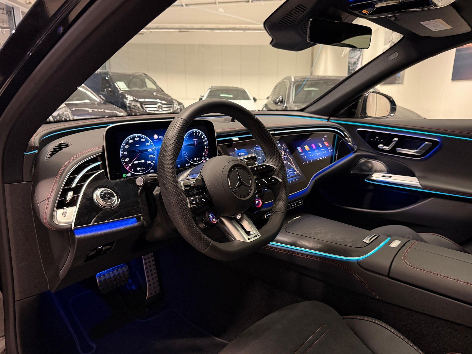 Fahrzeugabbildung Mercedes-Benz E 53 AMG 4M+ Hybrid DRIVERS+PANO+DISTR+BURMES4D