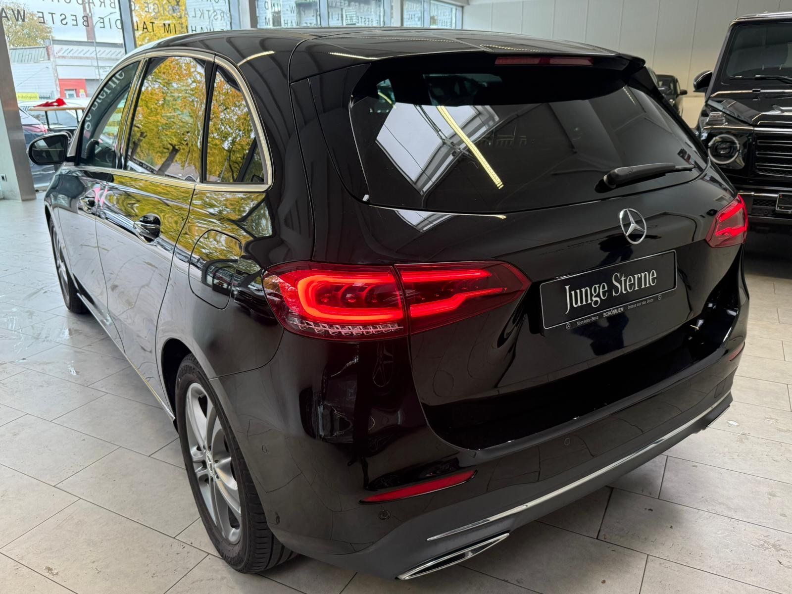 Fahrzeugabbildung Mercedes-Benz B 160 Progressive KAMERA+LED+NAVI+MBUX+CARPLAY