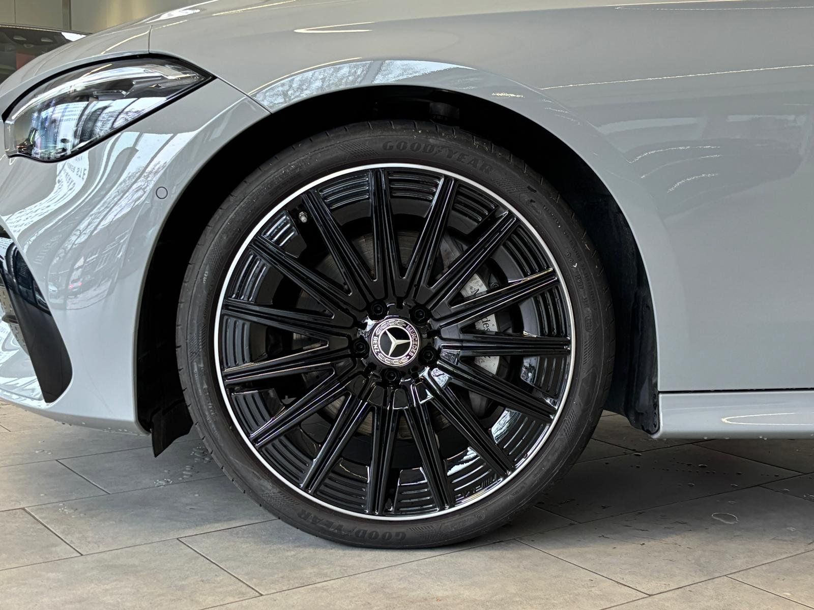 Fahrzeugabbildung Mercedes-Benz CLE 220 d Cabrio AMG+ALPIN+20"+BURMEST+360°+MEMO