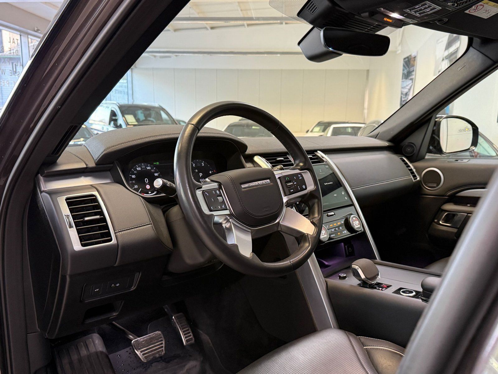 Fahrzeugabbildung Land Rover 5 Dynamic HSE D300 AWD 7SITZER+PANO+STDHZ+HUD