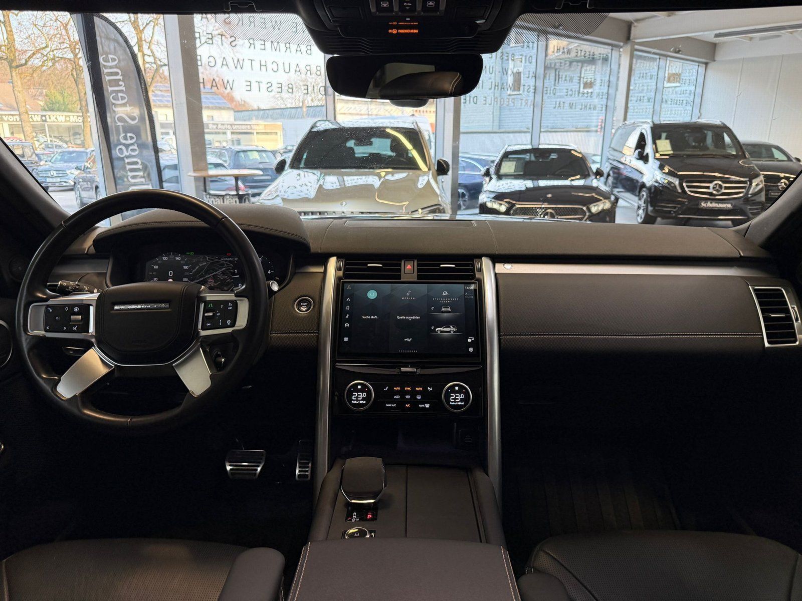 Fahrzeugabbildung Land Rover 5 Dynamic HSE D300 AWD 7SITZER+PANO+STDHZ+HUD