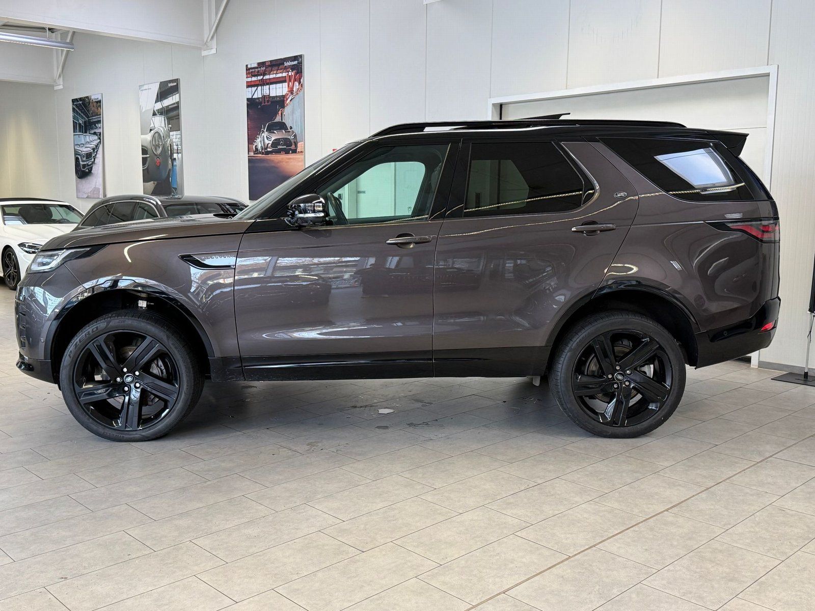 Fahrzeugabbildung Land Rover 5 Dynamic HSE D300 AWD 7SITZER+PANO+STDHZ+HUD