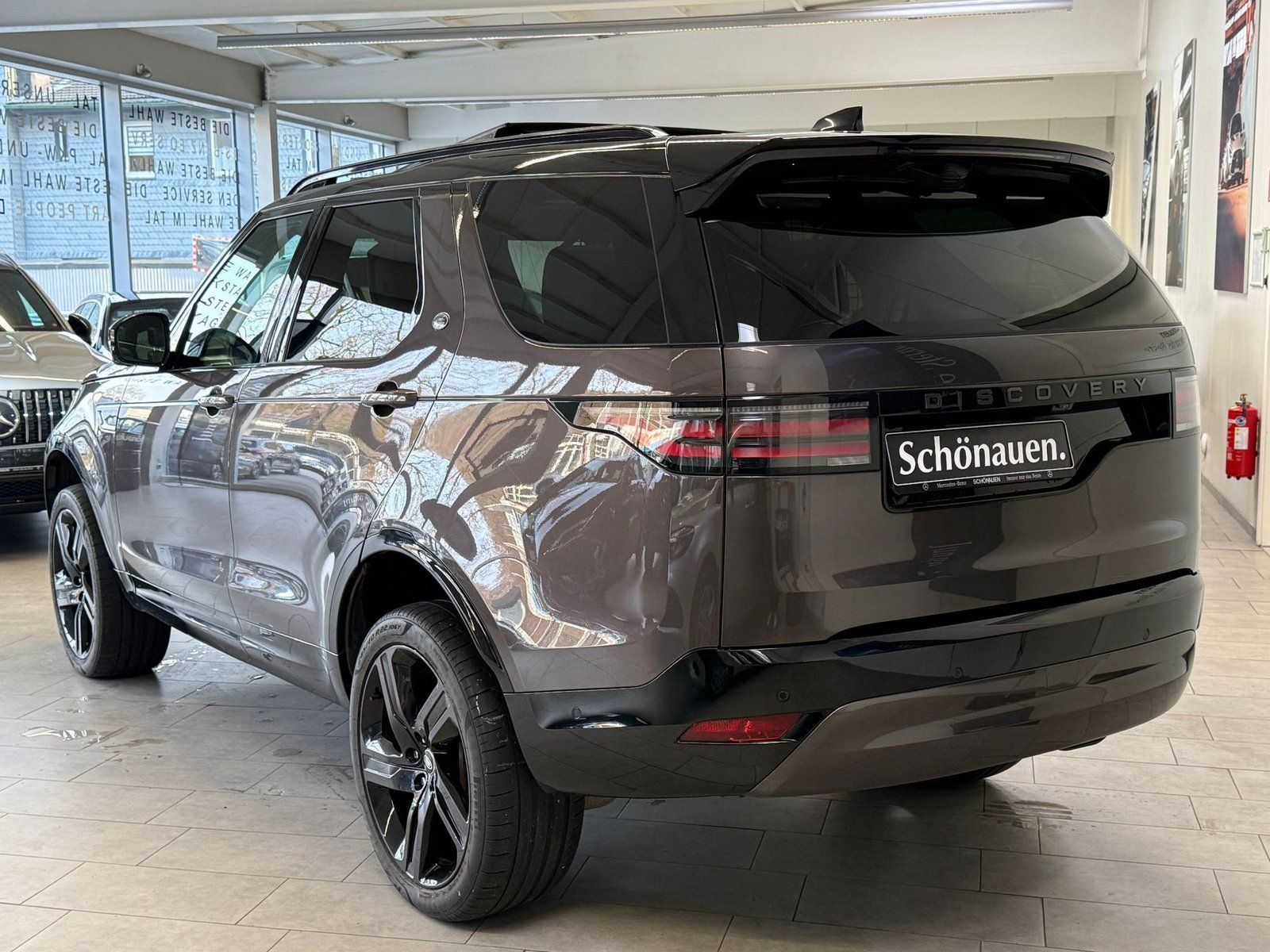 Fahrzeugabbildung Land Rover 5 Dynamic HSE D300 AWD 7SITZER+PANO+STDHZ+HUD